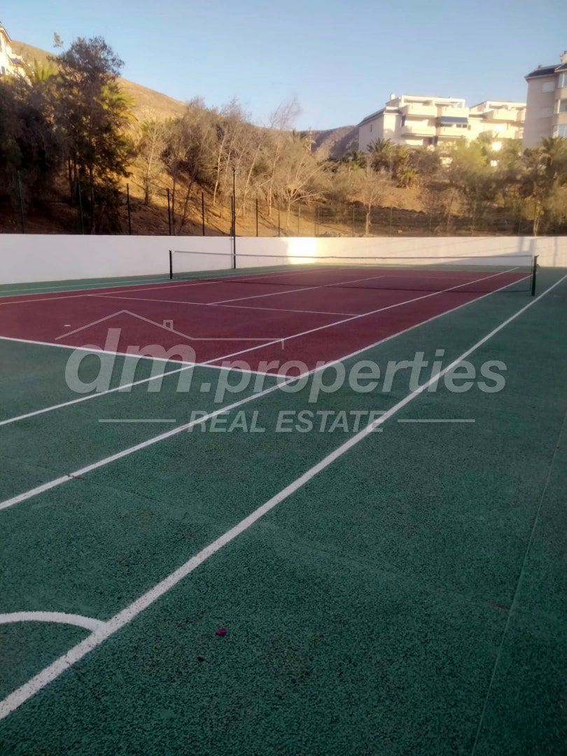 3 bedroom Apartment for sale in Los Cristianos with garage - € 380,000 (Ref: 10008771)