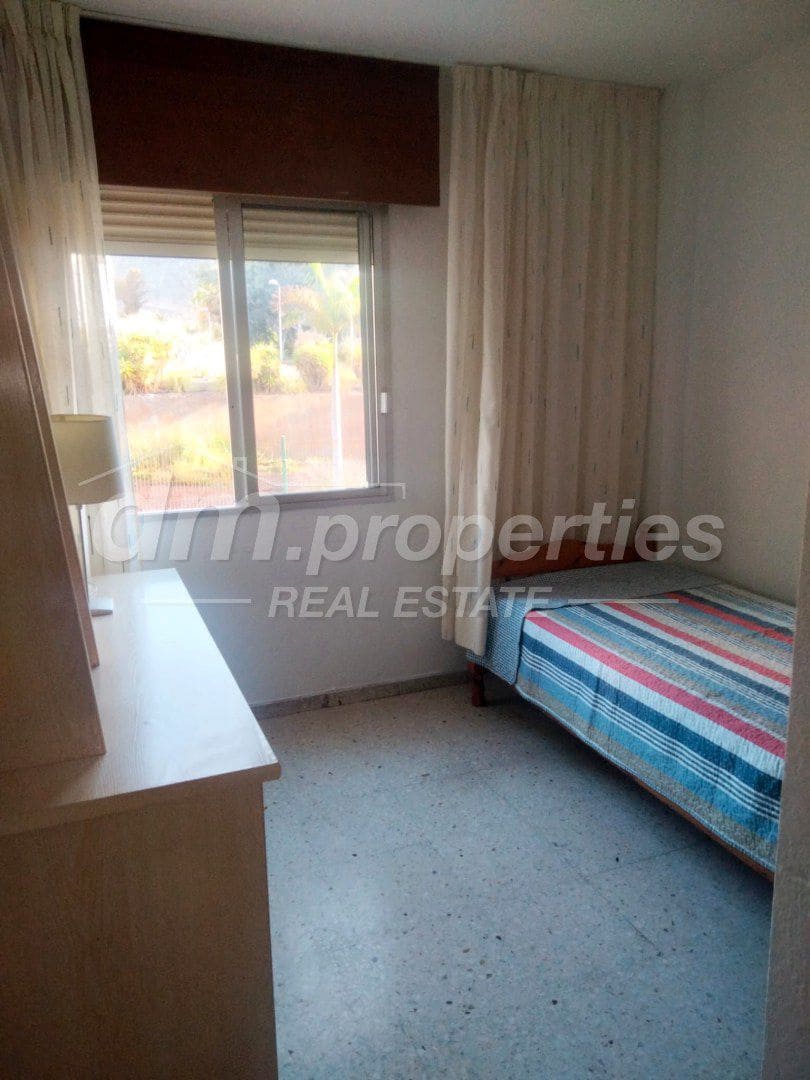 3 bedroom Apartment for sale in Los Cristianos with garage - € 380,000 (Ref: 10008771)