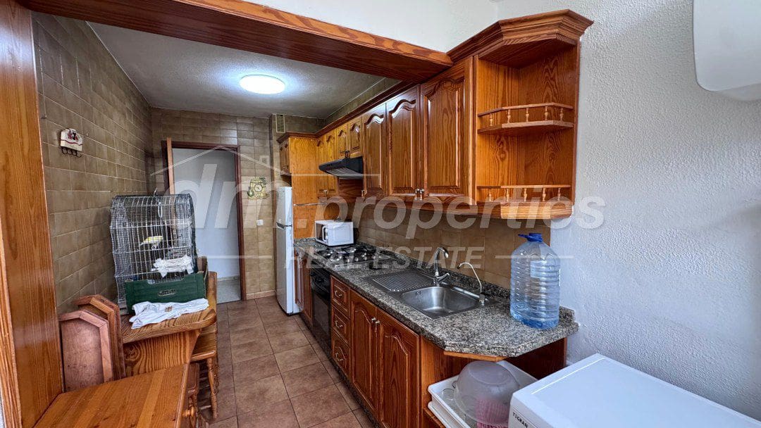 3 bedroom Apartment for sale in Los Cristianos with garage - € 380,000 (Ref: 10008771)