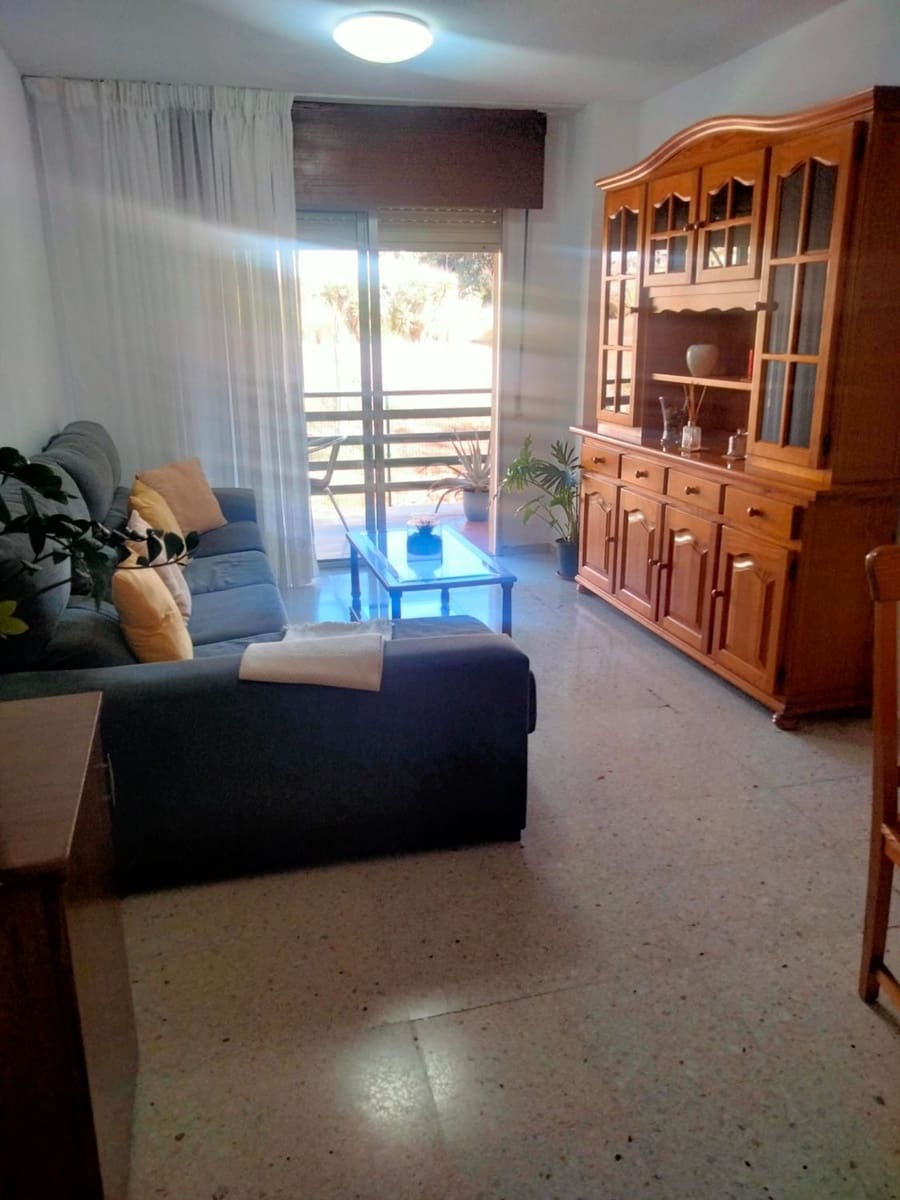 3 bedroom Apartment for sale in Los Cristianos with garage - € 380,000 (Ref: 10008771)