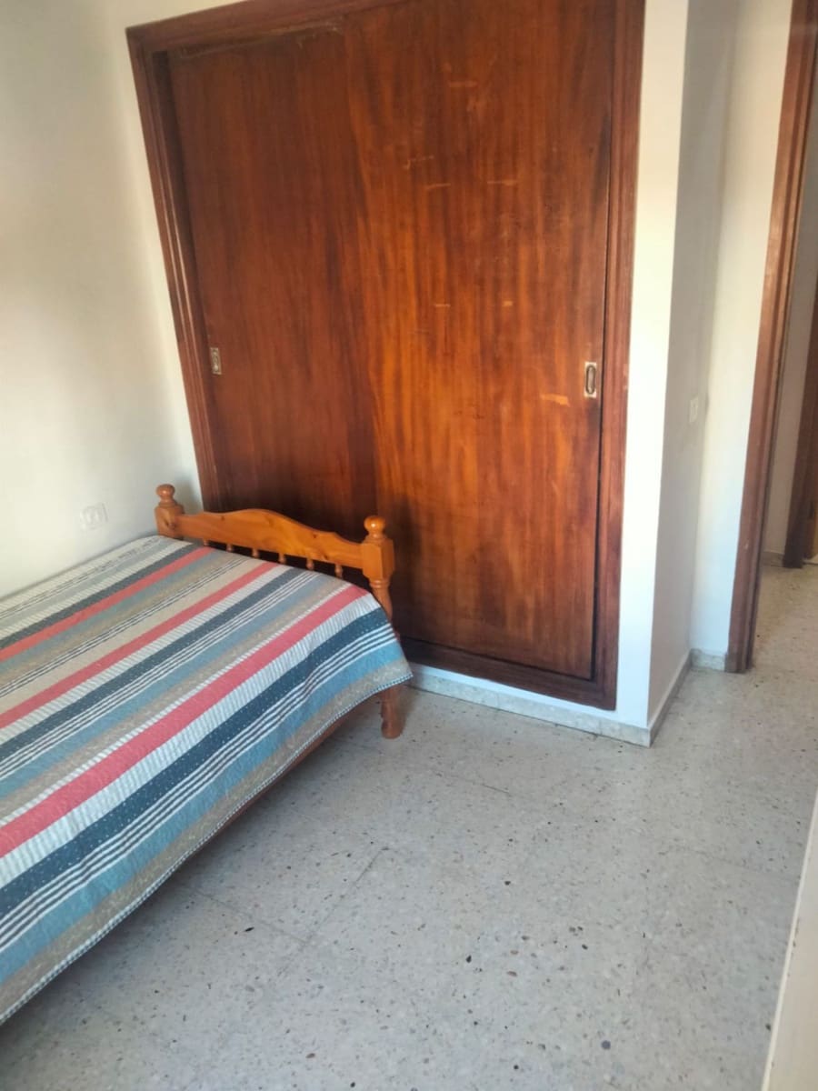 3 bedroom Apartment for sale in Los Cristianos with garage - € 380,000 (Ref: 10008771)