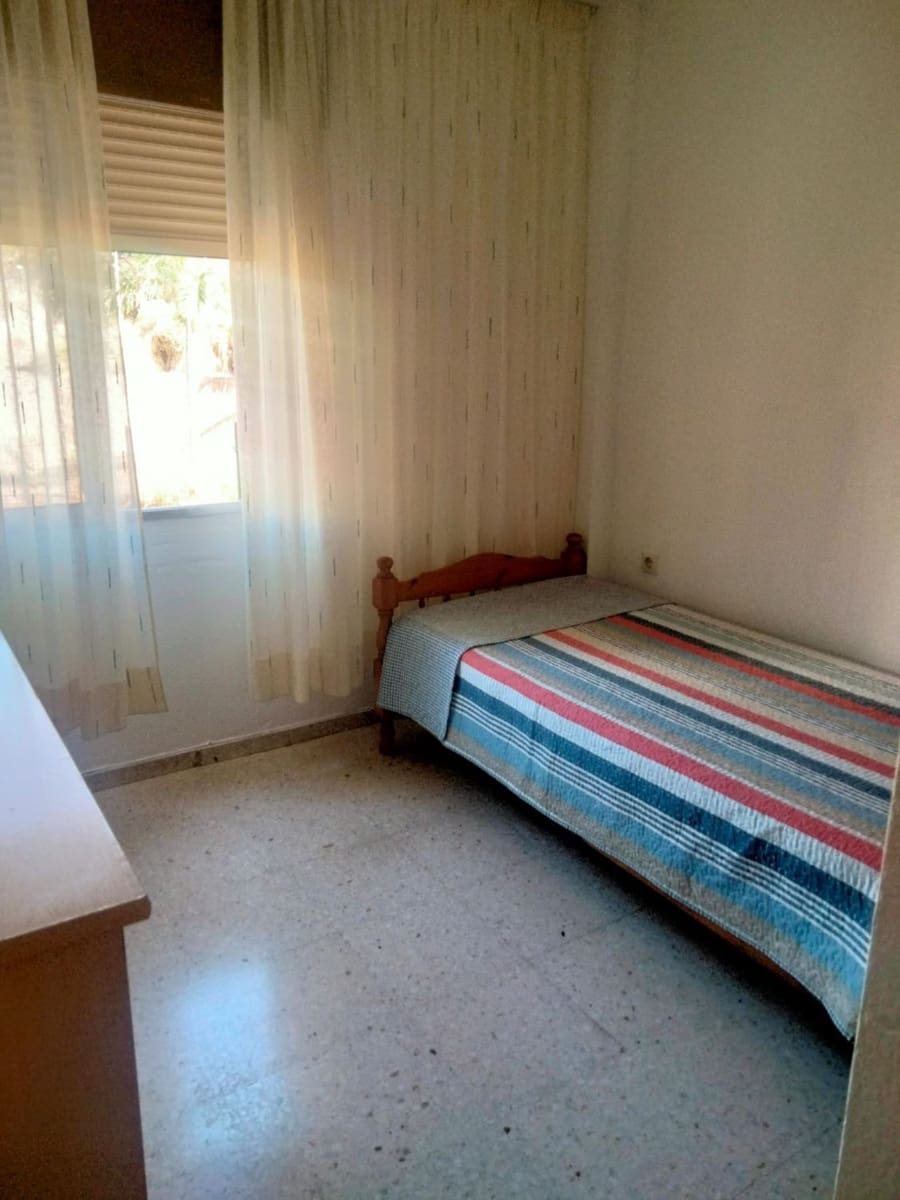 3 bedroom Apartment for sale in Los Cristianos with garage - € 380,000 (Ref: 10008771)