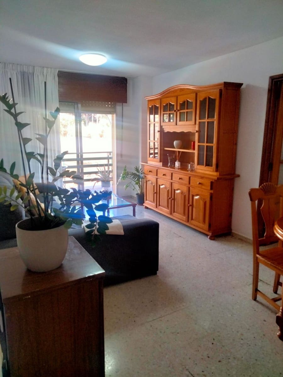 3 bedroom Apartment for sale in Los Cristianos with garage - € 380,000 (Ref: 10008771)