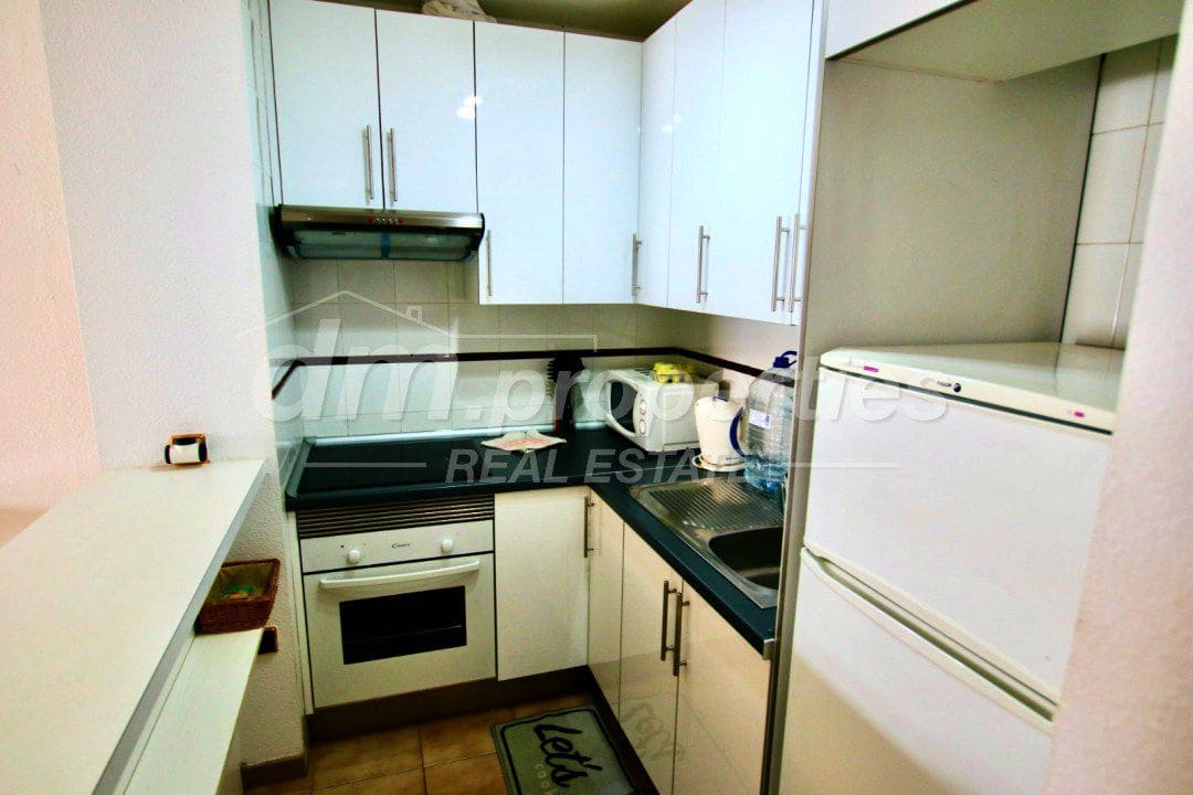 Apartamento de 2 habitaciones en Los Cristianos en venta - 430.000 € (Ref: 10012981)