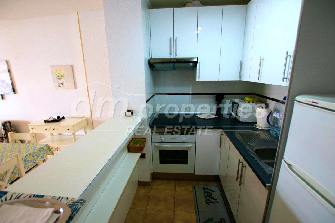 Apartamento de 2 habitaciones en Los Cristianos en venta - 430.000 € (Ref: 10012981)