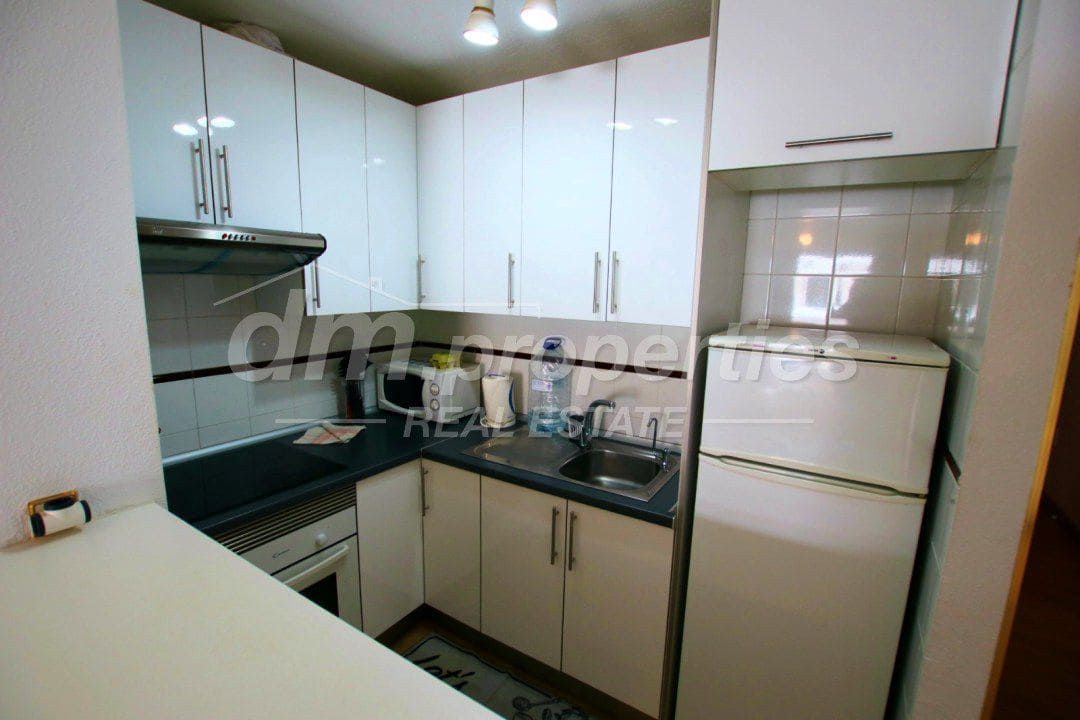 Apartamento de 2 habitaciones en Los Cristianos en venta - 430.000 € (Ref: 10012981)