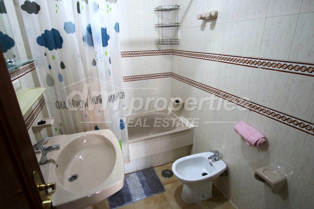 Apartamento de 2 habitaciones en Los Cristianos en venta - 430.000 € (Ref: 10012981)