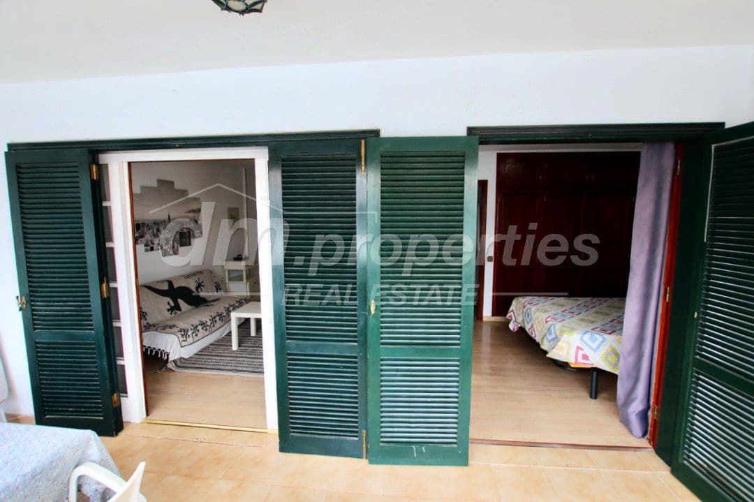 Apartamento de 2 habitaciones en Los Cristianos en venta - 430.000 € (Ref: 10012981)
