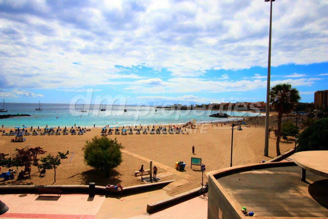 Apartamento de 2 habitaciones en Los Cristianos en venta - 430.000 € (Ref: 10012981)