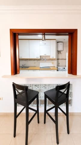 1 bedroom Apartment for sale in Los Cristianos, Arona with garage - € 273,000 (Ref: 10017237)