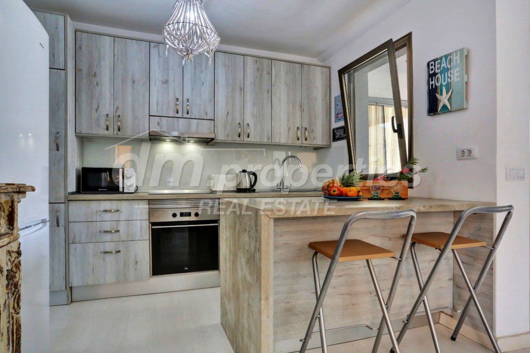 4 bedroom Terraced Villa for sale in La Tejita with garage - € 595,000 (Ref: 10061432)