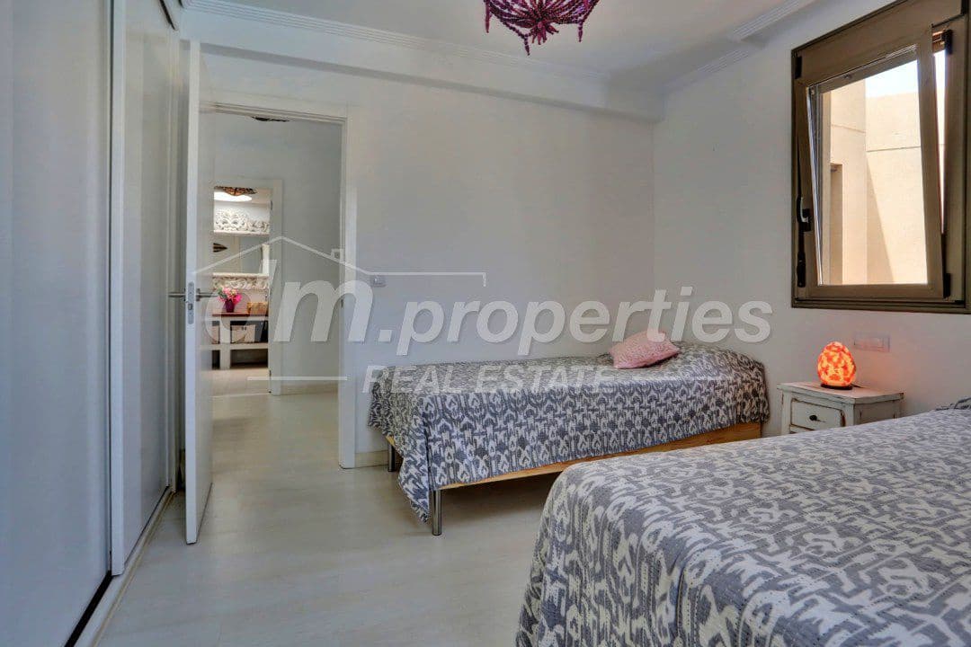 4 bedroom Terraced Villa for sale in La Tejita with garage - € 595,000 (Ref: 10061432)