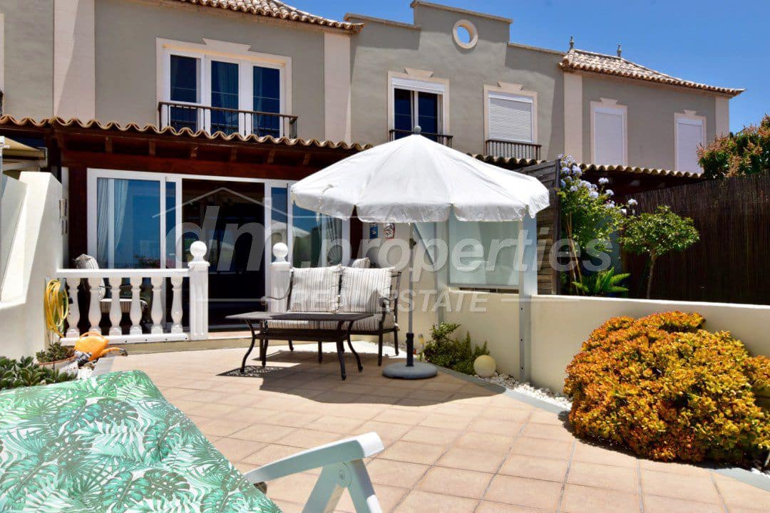 3 bedroom Terraced Villa for sale in Chayofa - € 439,000 (Ref: 10099816)