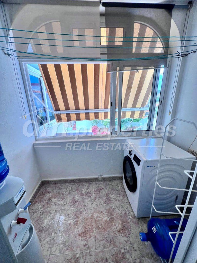 Apartamento de 3 habitaciones en Parque de la Reina en venta con piscina garaje - 298.000 € (Ref: 10123651)