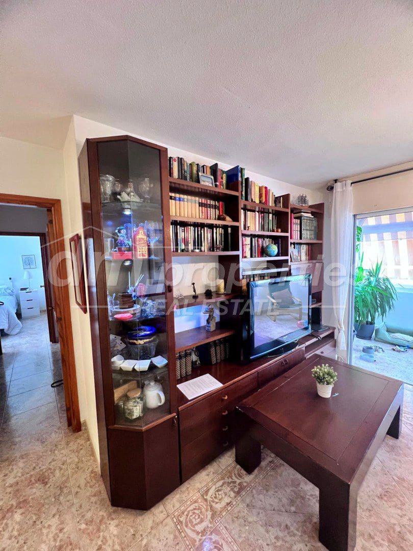 Apartamento de 3 habitaciones en Parque de la Reina en venta con piscina garaje - 298.000 € (Ref: 10123651)