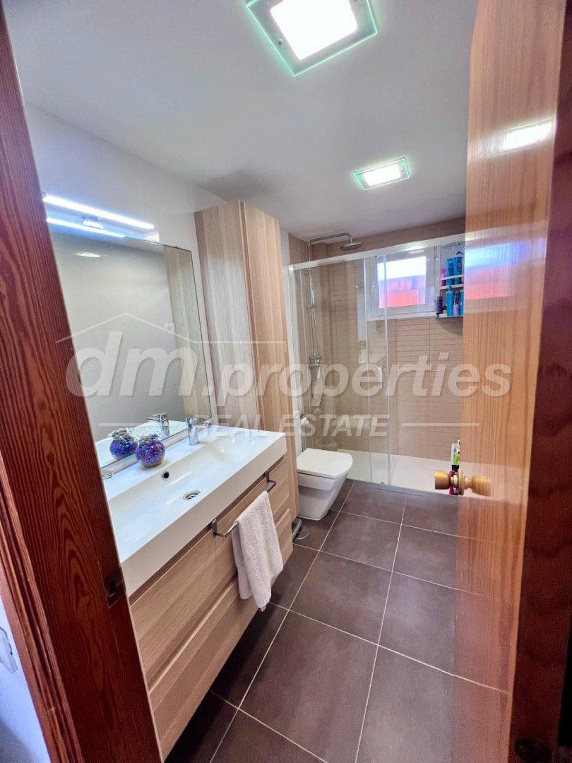 Apartamento de 3 habitaciones en Parque de la Reina en venta con piscina garaje - 298.000 € (Ref: 10123651)