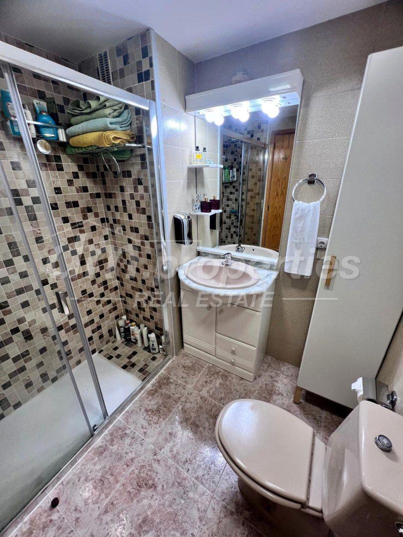 Apartamento de 3 habitaciones en Parque de la Reina en venta con piscina garaje - 298.000 € (Ref: 10123651)