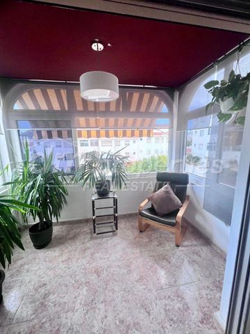 Apartamento de 3 habitaciones en Parque de la Reina, Arona en venta con piscina garaje - 298.000 € (Ref: 10123651)