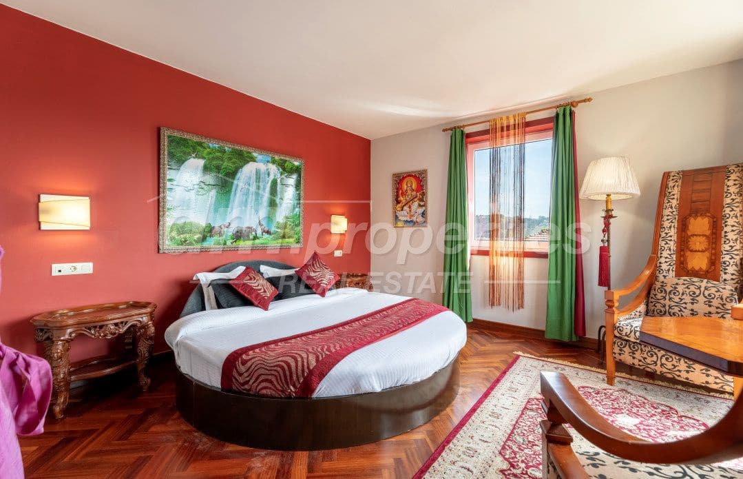 12 slaapkamer Hotel te koop in Muros de Nalon - € 1.250.000 (Ref: 10131376)