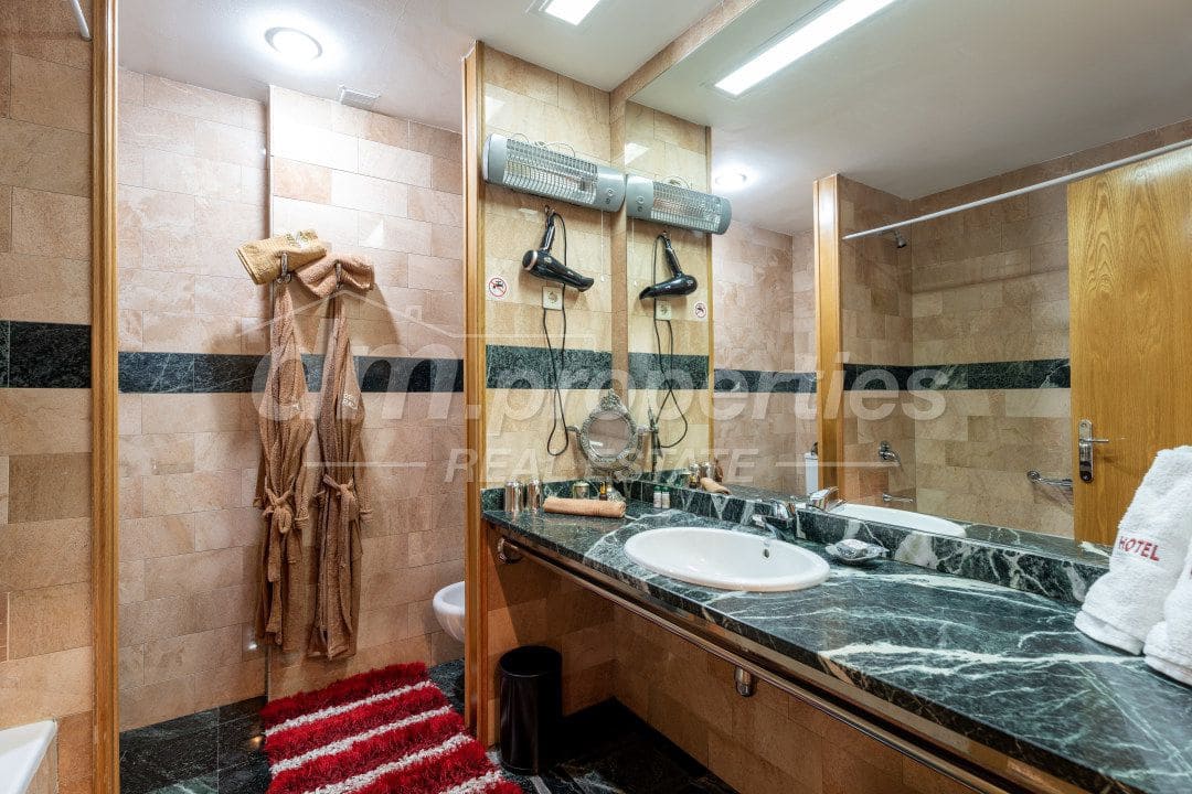 12 slaapkamer Hotel te koop in Muros de Nalon - € 1.250.000 (Ref: 10131376)
