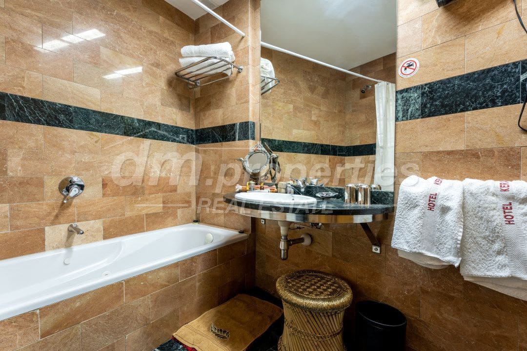 12 slaapkamer Hotel te koop in Muros de Nalon - € 1.250.000 (Ref: 10131376)