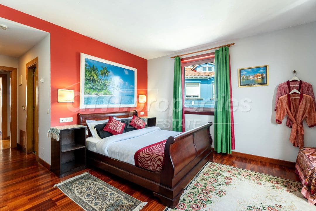 12 slaapkamer Hotel te koop in Muros de Nalon - € 1.250.000 (Ref: 10131376)