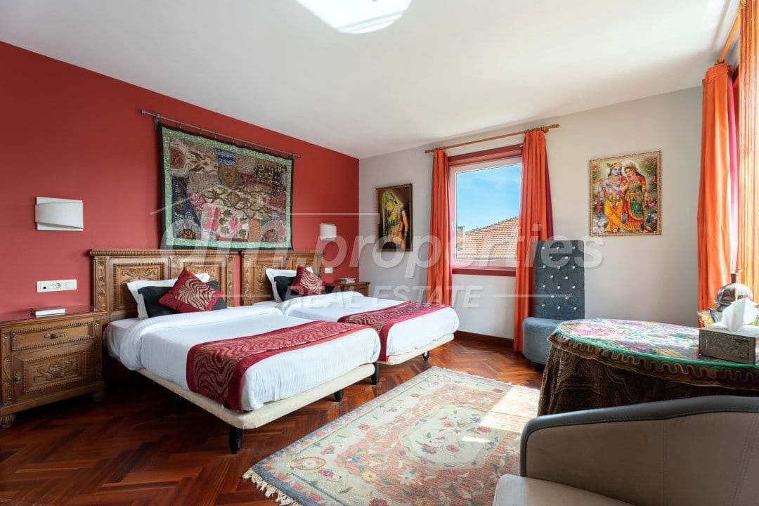 12 slaapkamer Hotel te koop in Muros de Nalon - € 1.250.000 (Ref: 10131376)