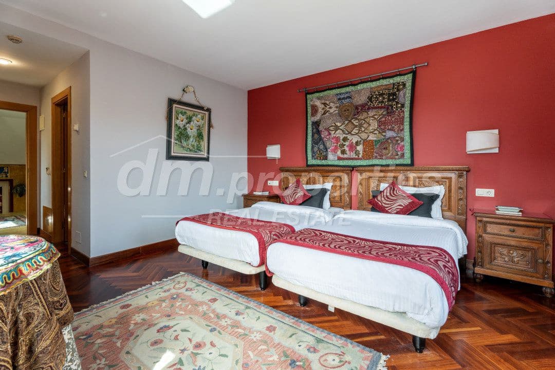 12 slaapkamer Hotel te koop in Muros de Nalon - € 1.250.000 (Ref: 10131376)