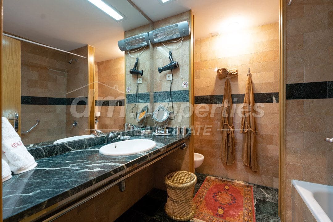 12 slaapkamer Hotel te koop in Muros de Nalon - € 1.250.000 (Ref: 10131376)