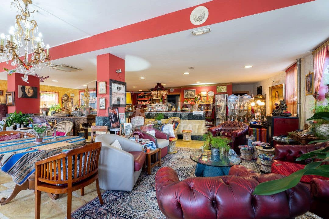 12 slaapkamer Hotel te koop in Muros de Nalon - € 1.250.000 (Ref: 10131376)