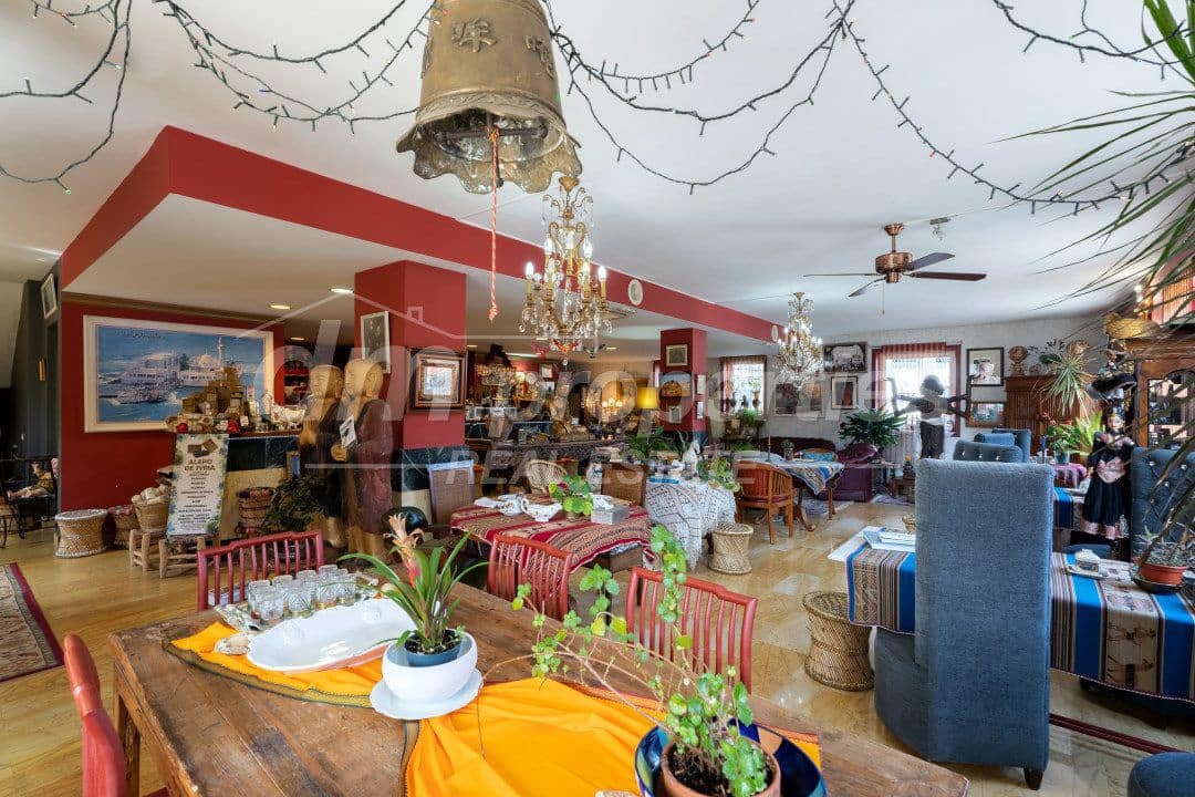 12 slaapkamer Hotel te koop in Muros de Nalon - € 1.250.000 (Ref: 10131376)