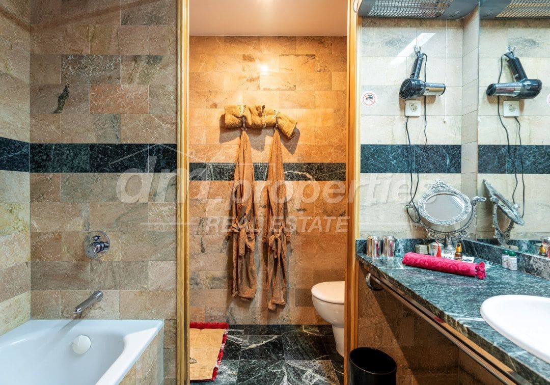 12 slaapkamer Hotel te koop in Muros de Nalon - € 1.250.000 (Ref: 10131376)
