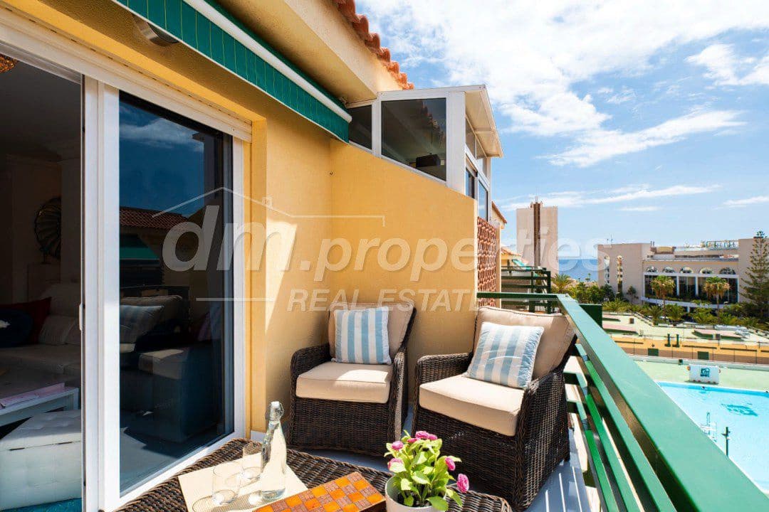 3 sovrum Takvåning till salu i Los Cristianos med pool garage - 499 000 € (Ref: 10142114)