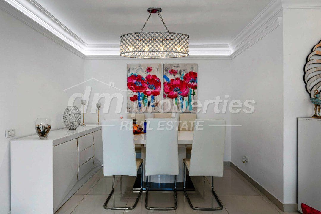 3 sovrum Takvåning till salu i Los Cristianos med pool garage - 499 000 € (Ref: 10142114)