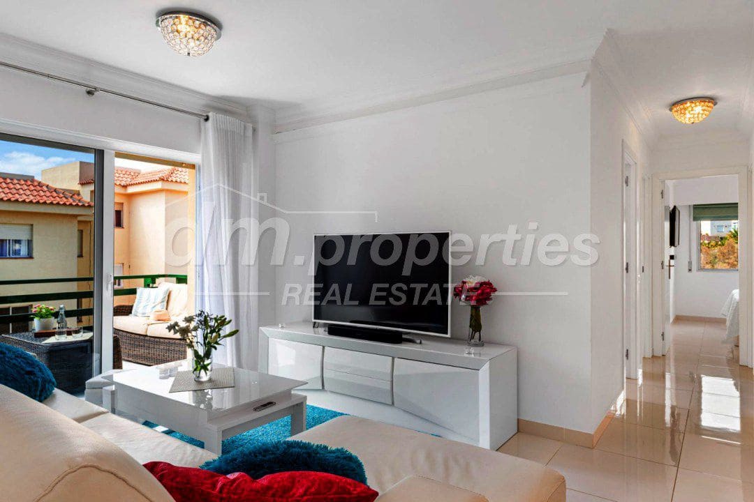 3 sovrum Takvåning till salu i Los Cristianos med pool garage - 499 000 € (Ref: 10142114)