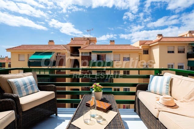 3 slaapkamer Penthouse te koop in Los Cristianos, Arona met zwembad garage - € 499.000 (Ref: 10142114)