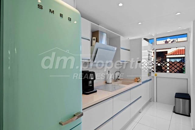 3 slaapkamer Penthouse te koop in Los Cristianos, Arona met zwembad garage - € 499.000 (Ref: 10142114)