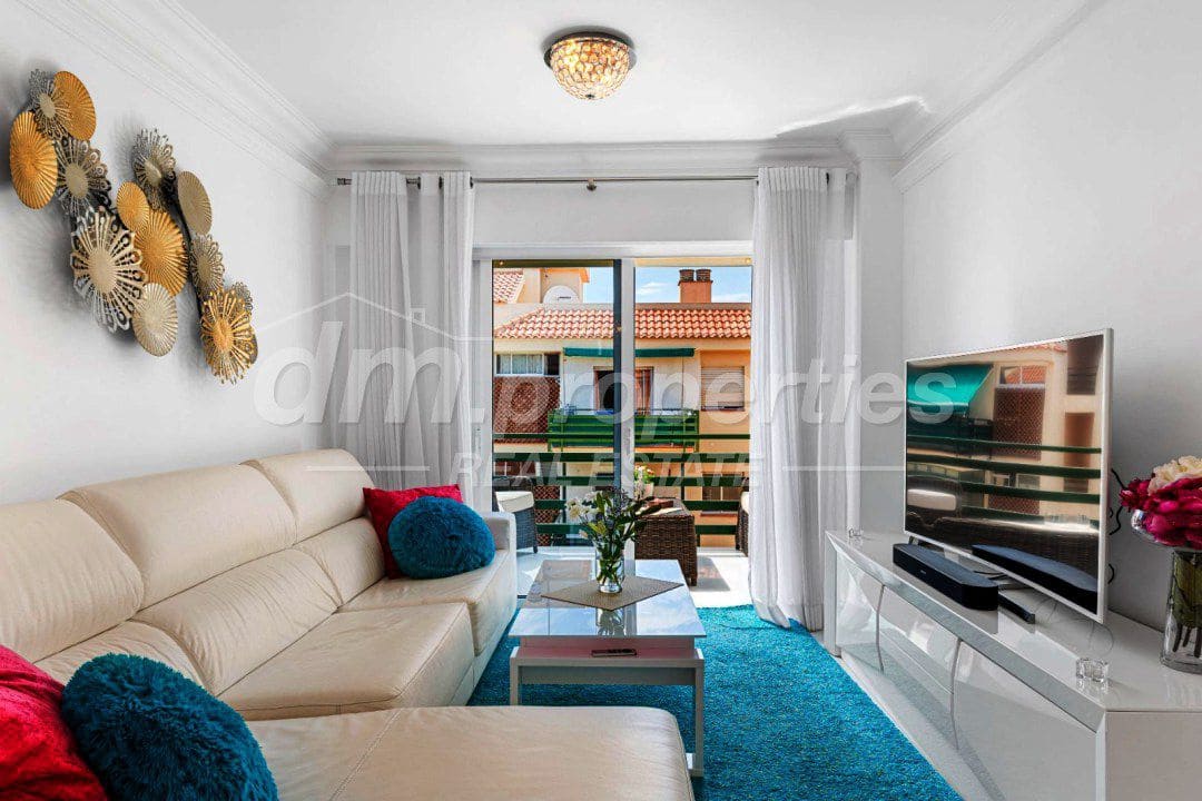 3 sovrum Takvåning till salu i Los Cristianos med pool garage - 499 000 € (Ref: 10142114)