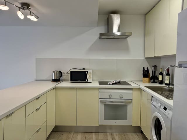 1 soverom Leilighet til salgs i Adeje med svømmebasseng - € 235 000 (Ref: 10146416)