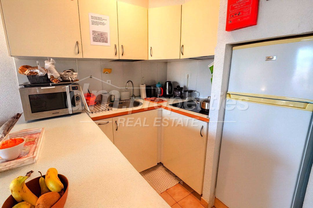 1 makuuhuone Huoneisto myytävänä paikassa Los Cristianos - 290 000 € (Ref: 9739181)