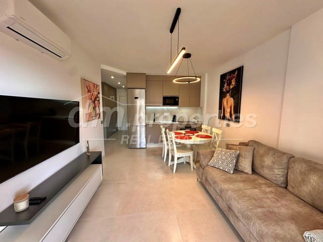 2 makuuhuone Huoneisto myytävänä paikassa Los Cristianos, Arona - 385 000 € (Ref: 9739183)