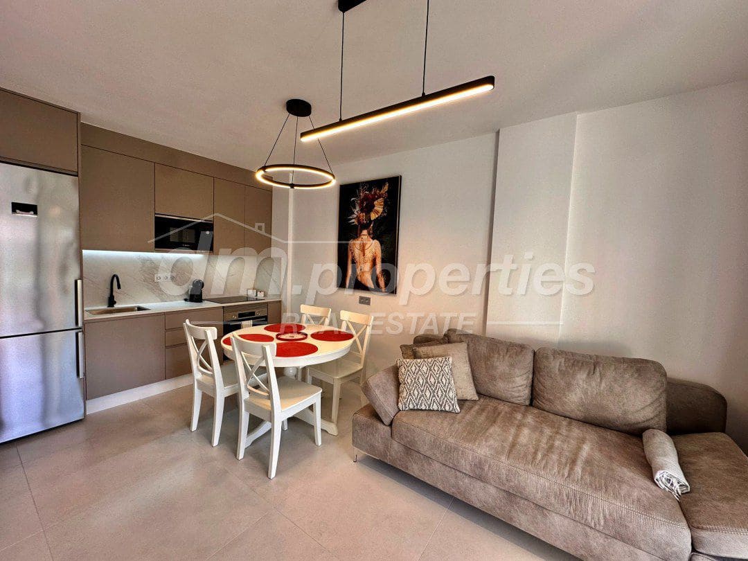 2 makuuhuone Huoneisto myytävänä paikassa Los Cristianos - 385 000 € (Ref: 9739183)