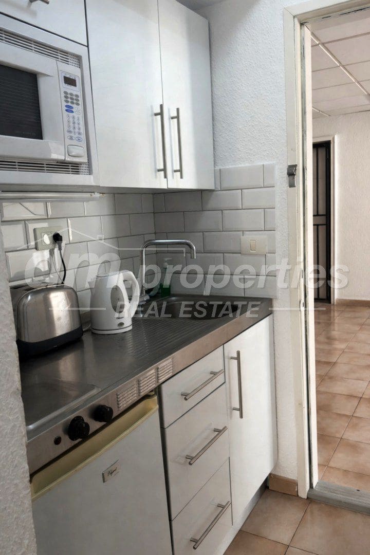 Apartament na sprzedaż w Los Cristianos - 199 900 € (Ref: 9739187)