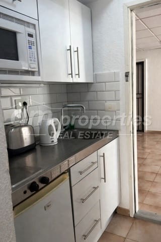 Apartament na sprzedaż w Los Cristianos, Arona - 199 900 € (Ref: 9739187)