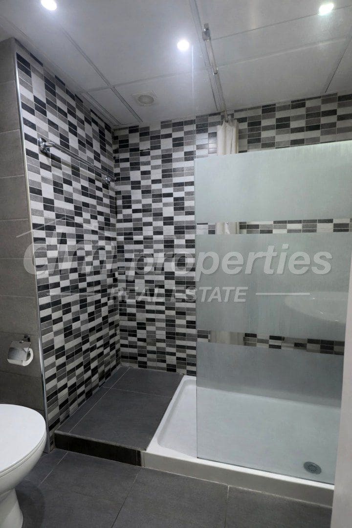 Apartament na sprzedaż w Los Cristianos - 199 900 € (Ref: 9739187)