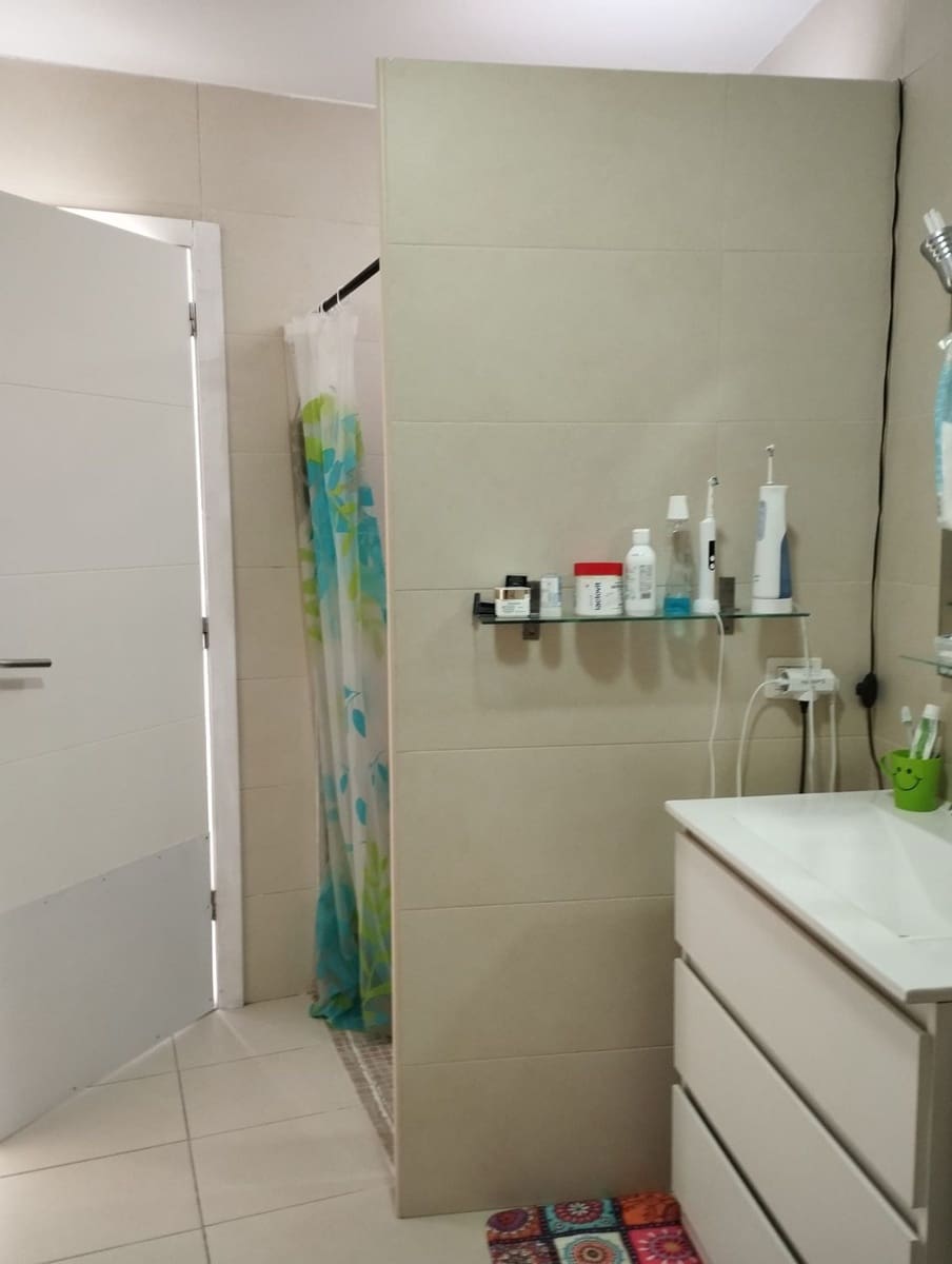 2 sypialnia Apartament na sprzedaż w Los Cristianos - 260 000 € (Ref: 9739189)