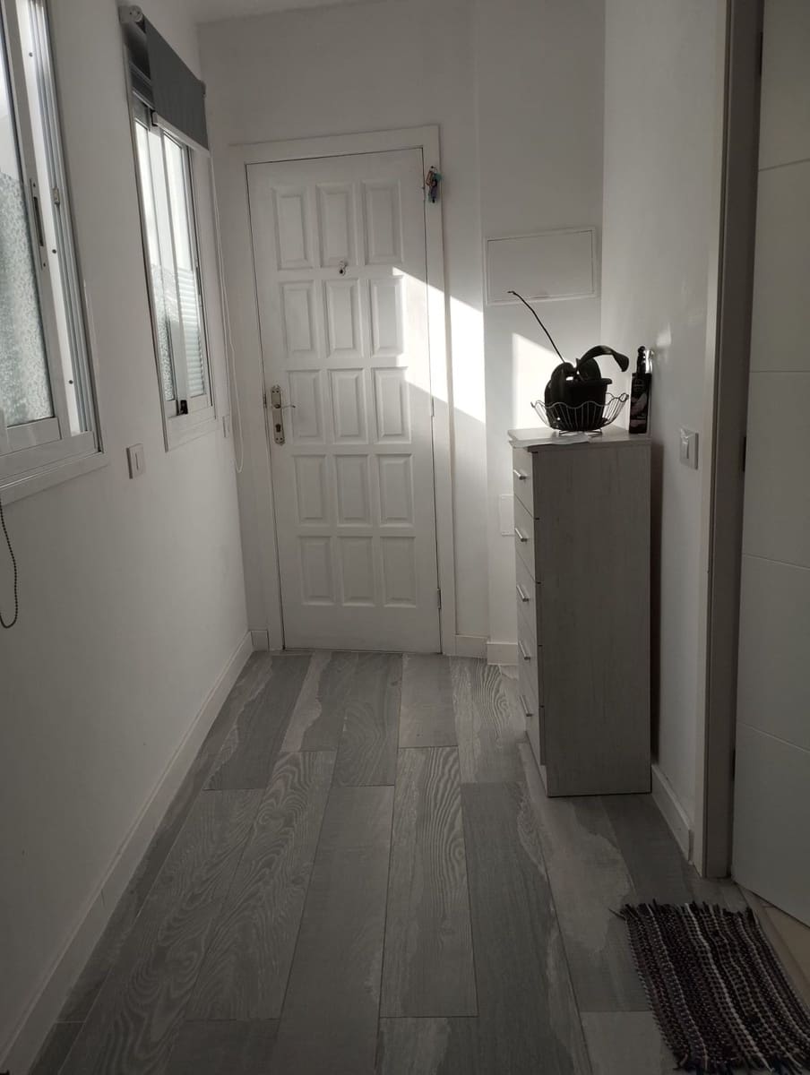 2 sypialnia Apartament na sprzedaż w Los Cristianos - 260 000 € (Ref: 9739189)