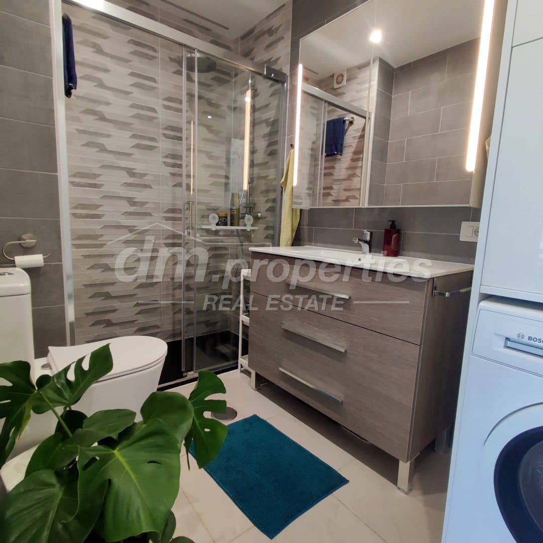 1 sovrum Lägenhet till salu i Los Cristianos med garage - 259 000 € (Ref: 9739190)