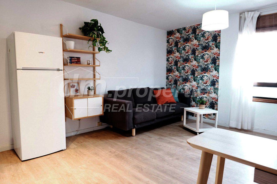 1 bedroom Apartment for sale in El Medano with garage - € 230,000 (Ref: 9739191)