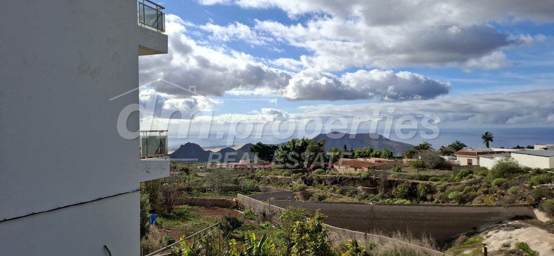 3 bedroom Townhouse for sale in La Camella - € 699,000 (Ref: 9739194)